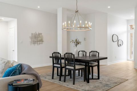 Tiny photo for 8104 Doe Meadow DR, Austin, TX 78749 (MLS # 1944985)