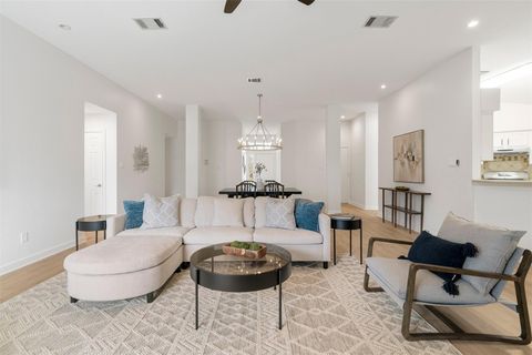 Tiny photo for 8104 Doe Meadow DR, Austin, TX 78749 (MLS # 1944985)