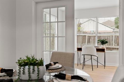 Tiny photo for 8104 Doe Meadow DR, Austin, TX 78749 (MLS # 1944985)