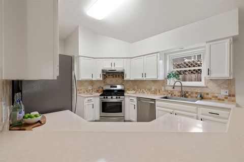 Tiny photo for 8104 Doe Meadow DR, Austin, TX 78749 (MLS # 1944985)