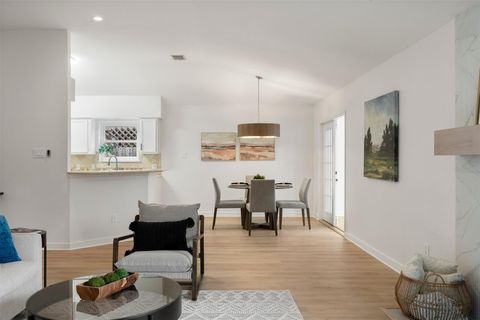 Tiny photo for 8104 Doe Meadow DR, Austin, TX 78749 (MLS # 1944985)