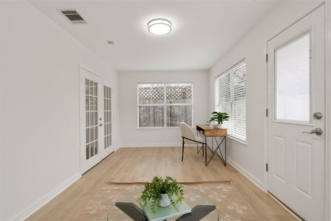 Tiny photo for 8104 Doe Meadow DR, Austin, TX 78749 (MLS # 1944985)