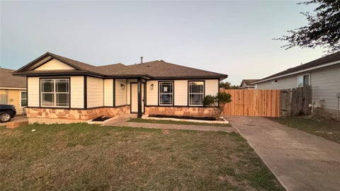 Photo of 11321 Briarcreek LOOP, Manor, TX 78653 (MLS # 7057198)