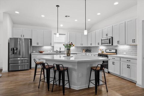 Photo of 8312 Chrysler BND, Austin, TX 78744 (MLS # 7487004)