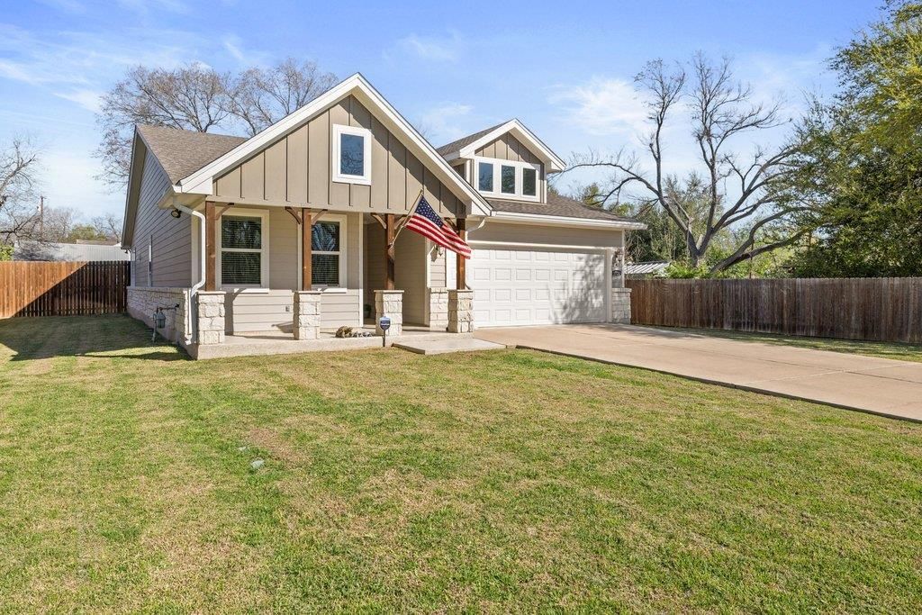 Photo of 1720 Prather ST, Taylor, TX 76574 (MLS # 2319497)
