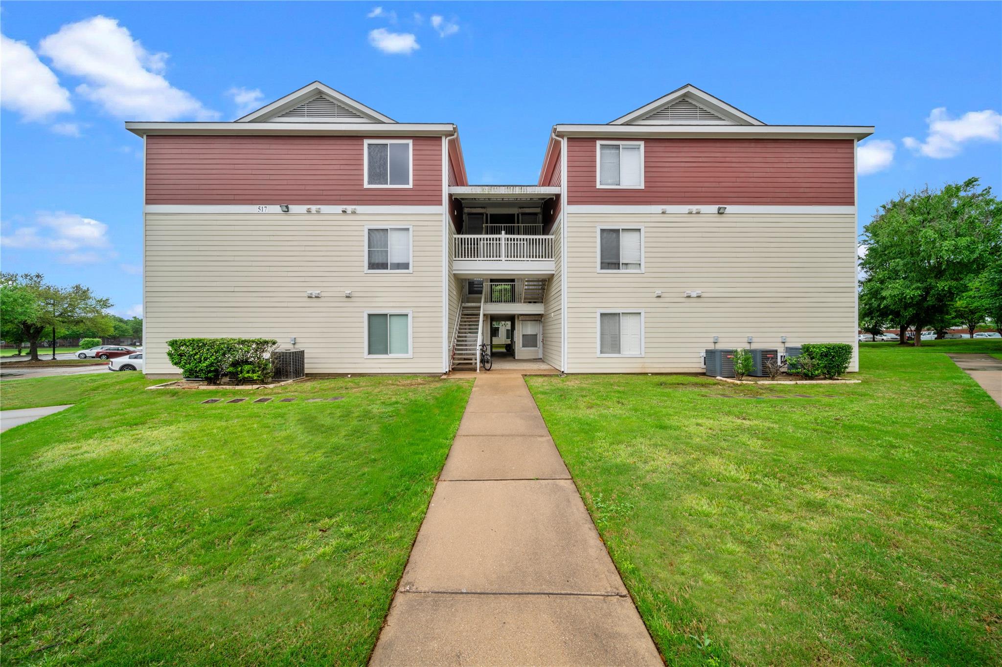 517 Southwest PKWY 104