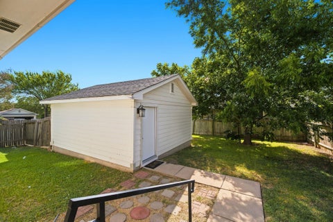 Tiny photo for 11809 Briarcreek LOOP, Manor, TX 78653 (MLS # 7711766)