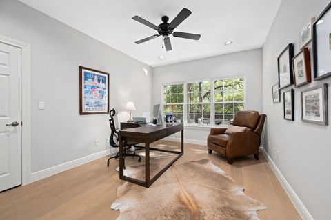 Tiny photo for 5300 N Scout Island CIR, Austin, TX 78731 (MLS # 1377719)