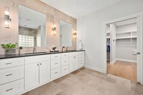 Tiny photo for 5300 N Scout Island CIR, Austin, TX 78731 (MLS # 1377719)