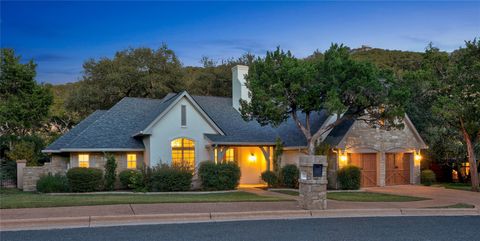Photo of 5300 N Scout Island CIR, Austin, TX 78731 (MLS # 1377719)