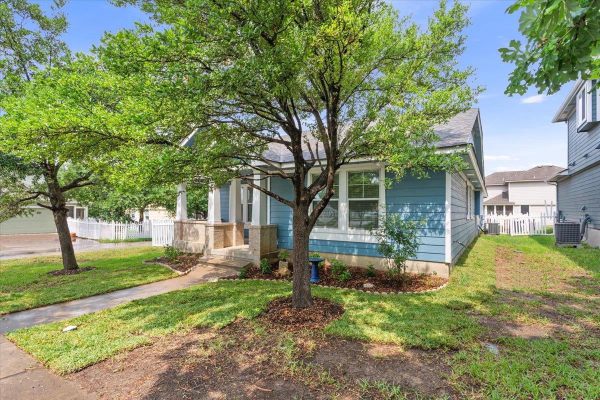 909 King Cotton LN