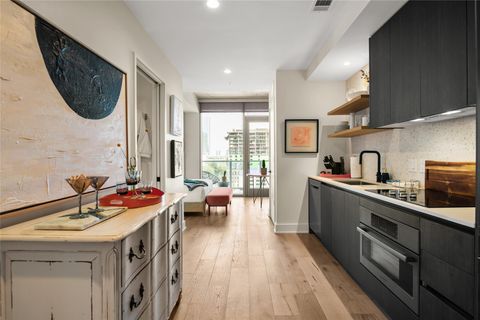 48 East Ave 1102 Austin TX 78701