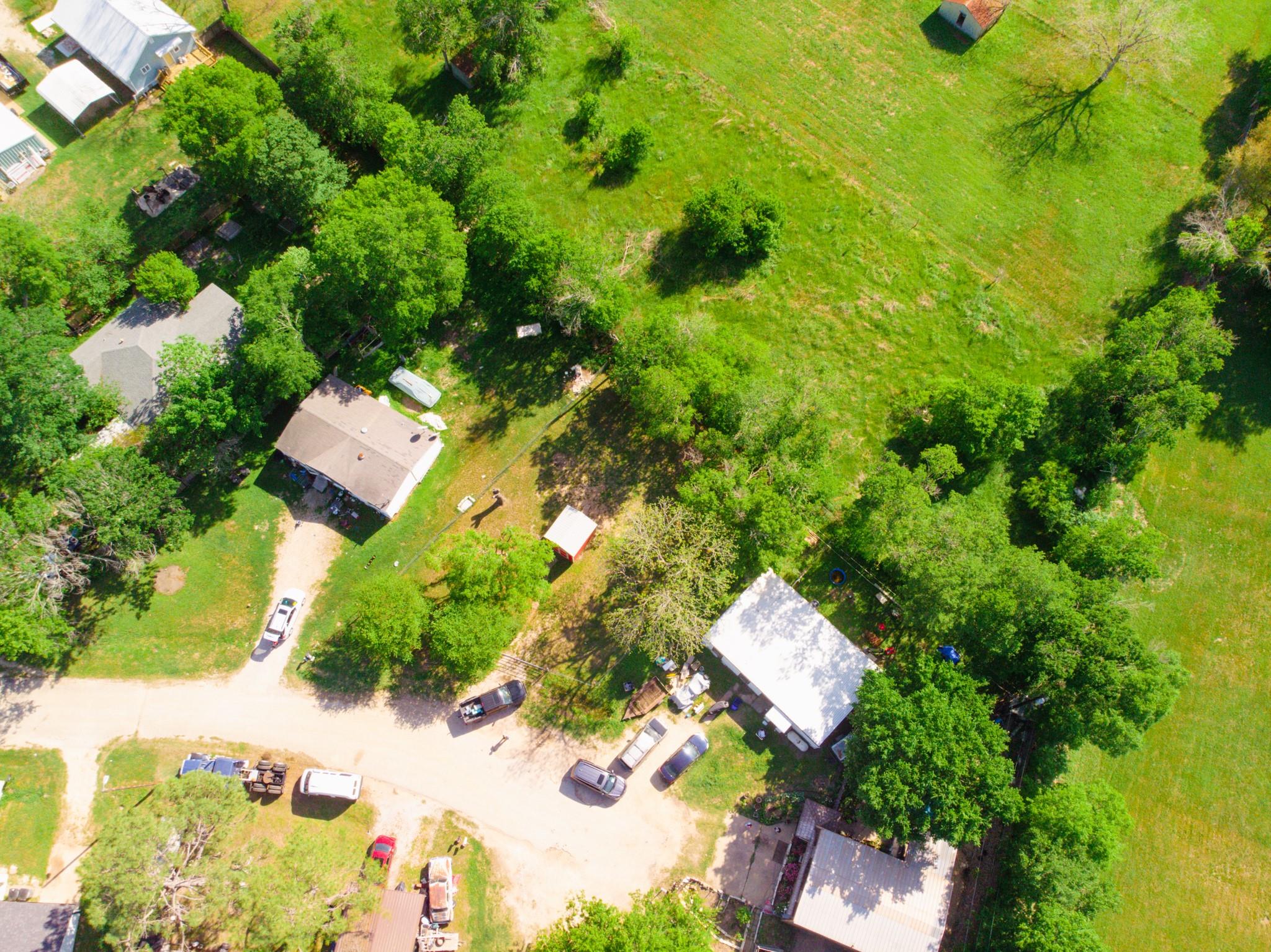 907 Westview CIR