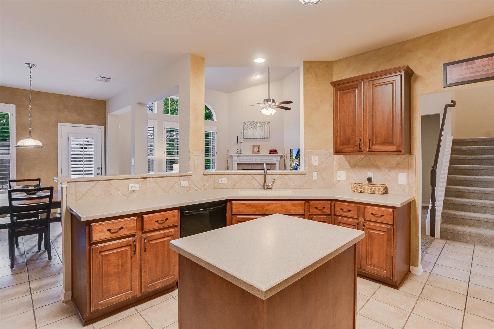 Austin, Texas 78717, United States, 4 Bedrooms Bedrooms, ,3 BathroomsBathrooms,Residential,Active,116764