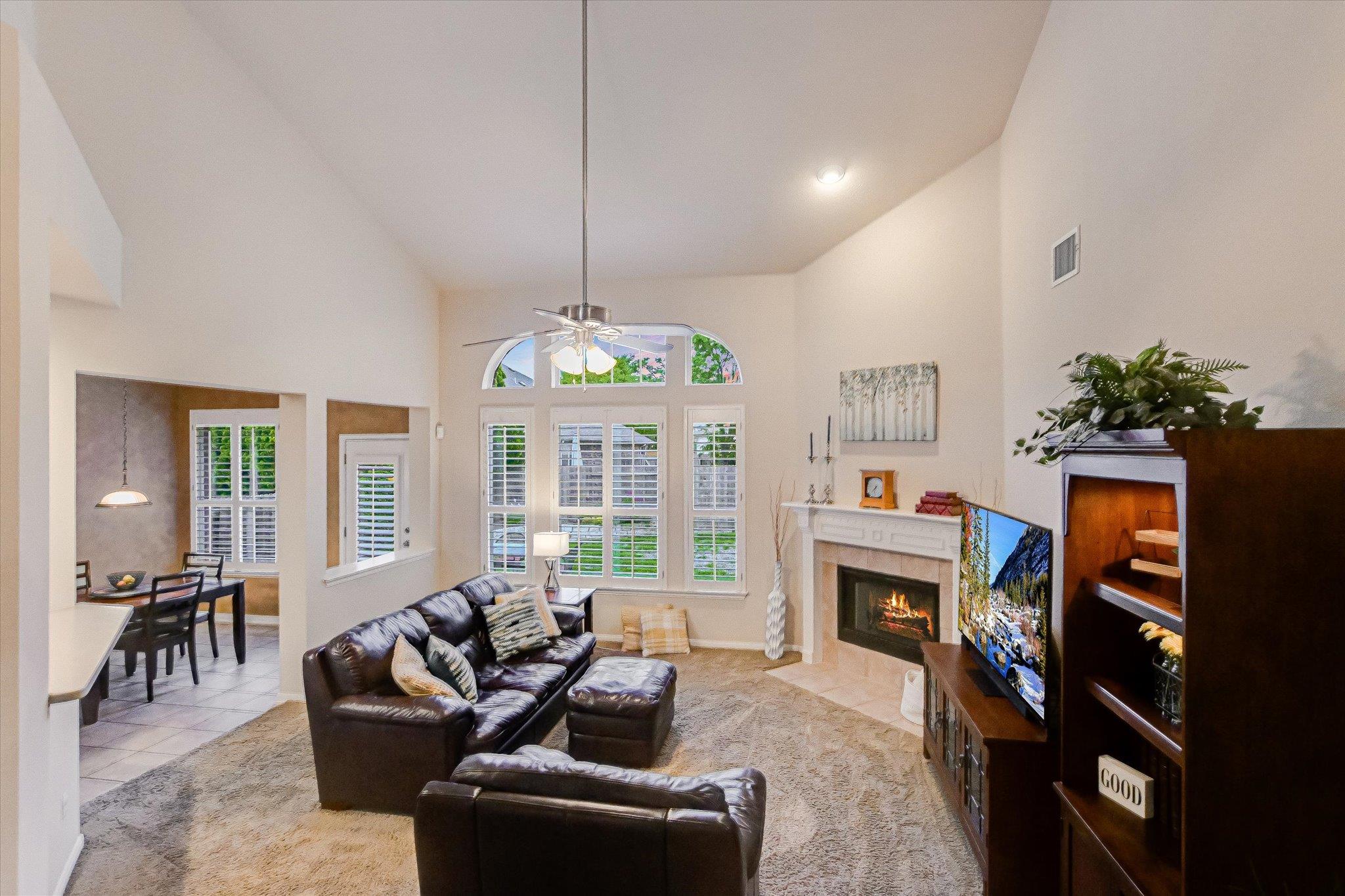 Austin, Texas 78717, United States, 4 Bedrooms Bedrooms, ,3 BathroomsBathrooms,Residential,Active,116764