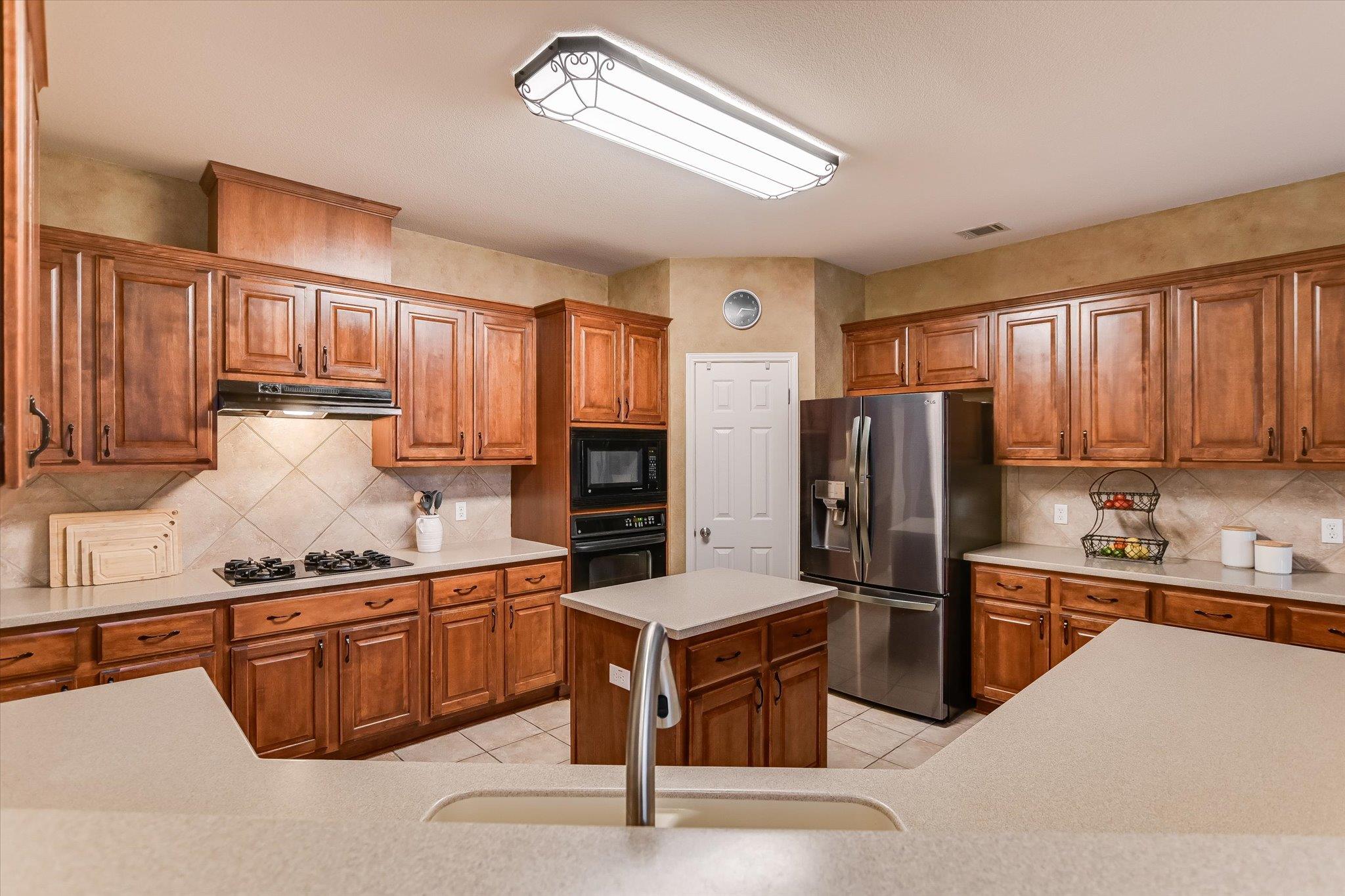Austin, Texas 78717, United States, 4 Bedrooms Bedrooms, ,3 BathroomsBathrooms,Residential,Active,116764