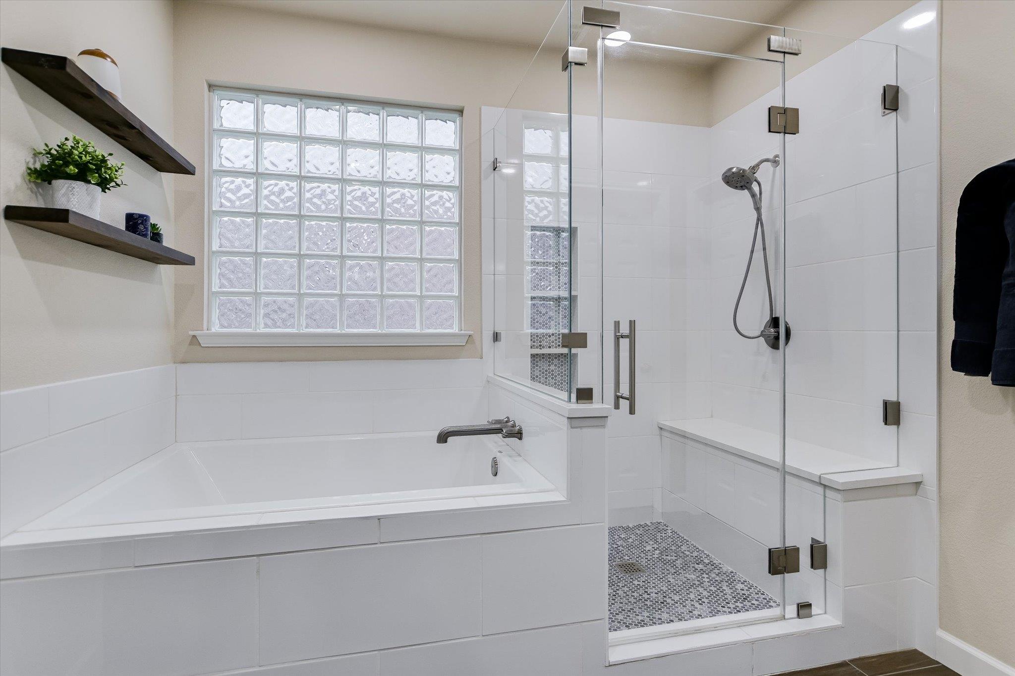 Austin, Texas 78717, United States, 4 Bedrooms Bedrooms, ,3 BathroomsBathrooms,Residential,Active,116764