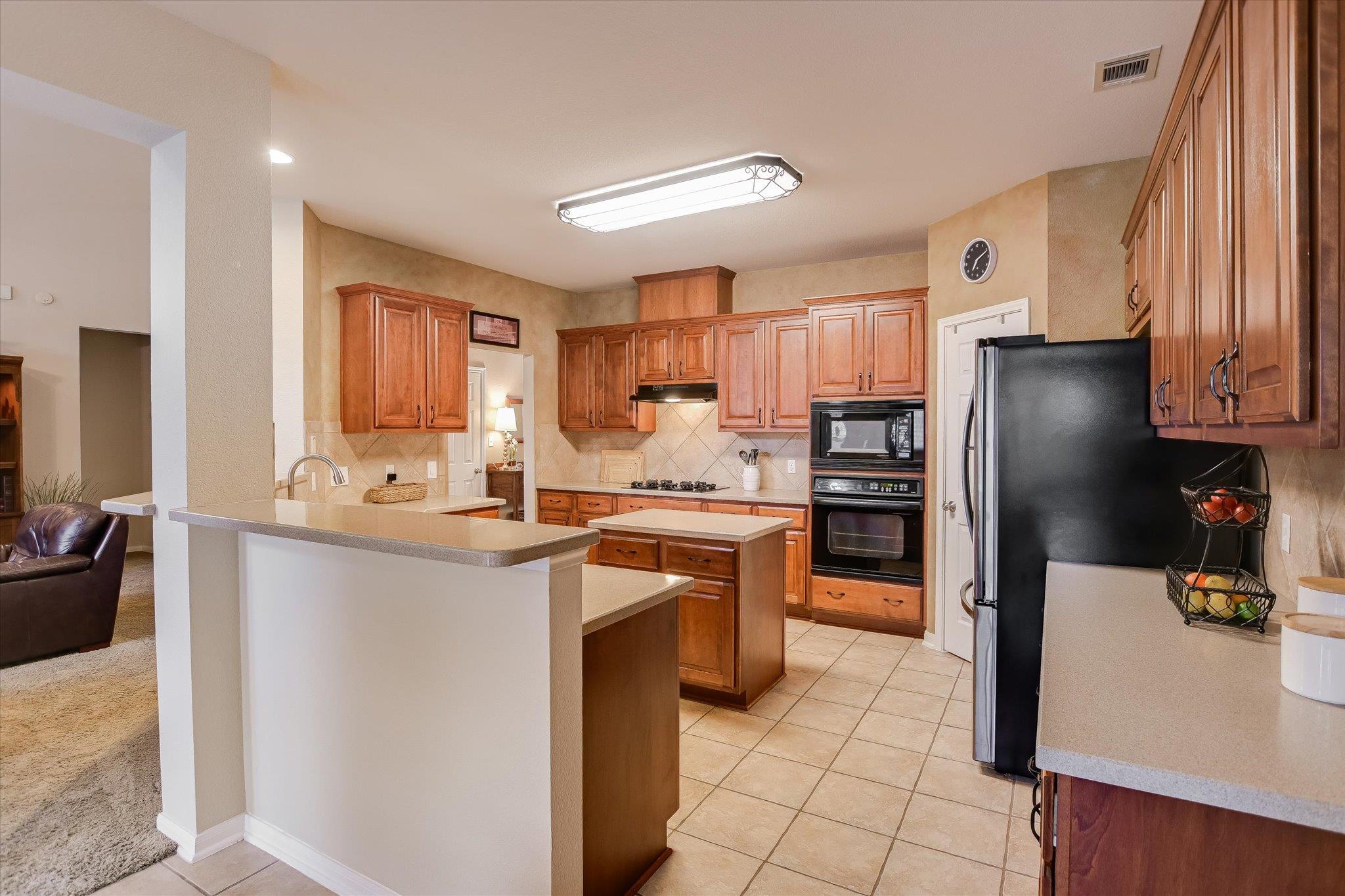 Austin, Texas 78717, United States, 4 Bedrooms Bedrooms, ,3 BathroomsBathrooms,Residential,Active,116764