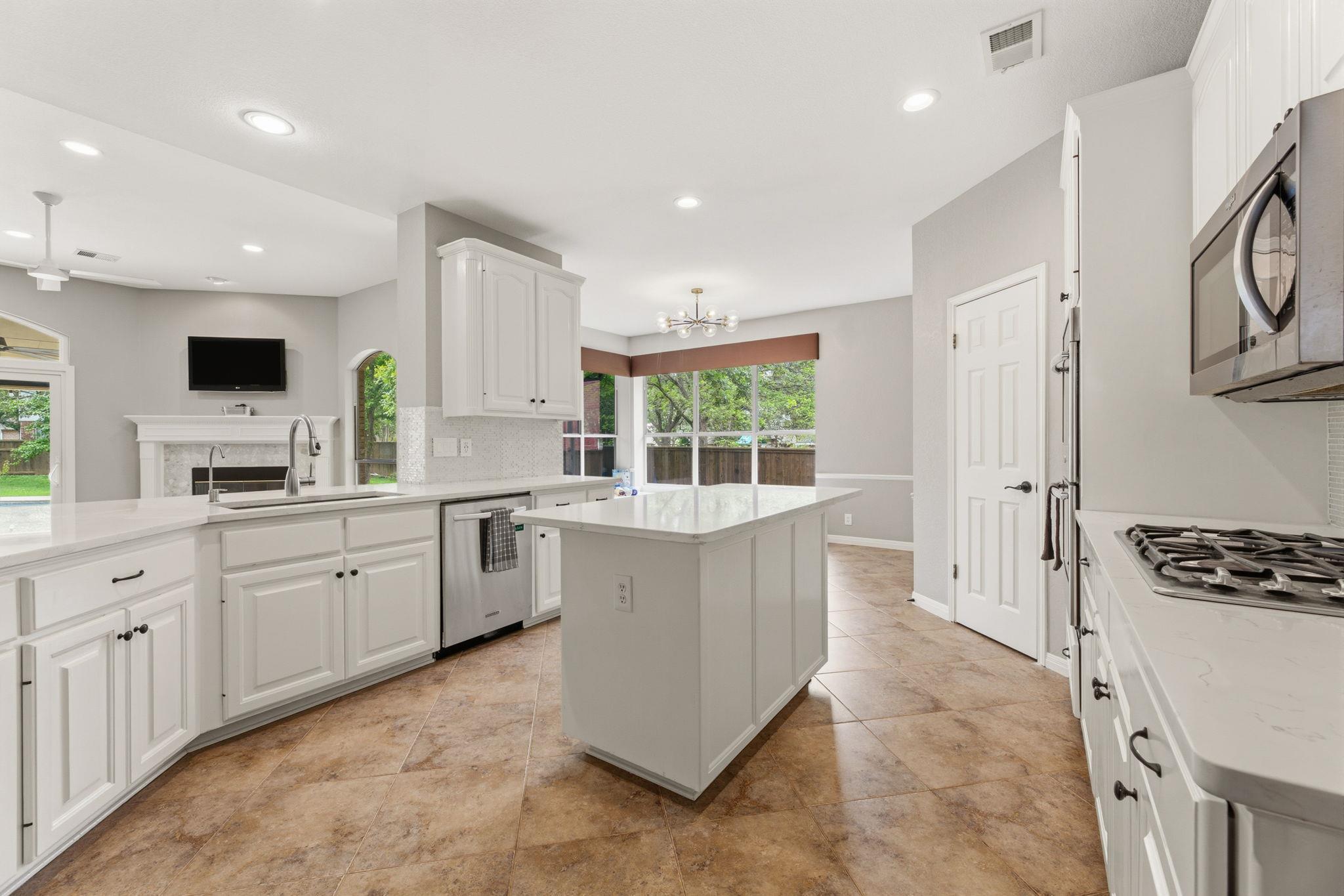 5224 China Garden DR