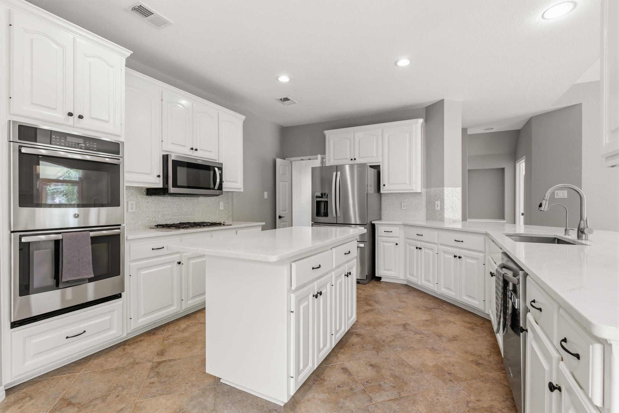 5224 China Garden DR