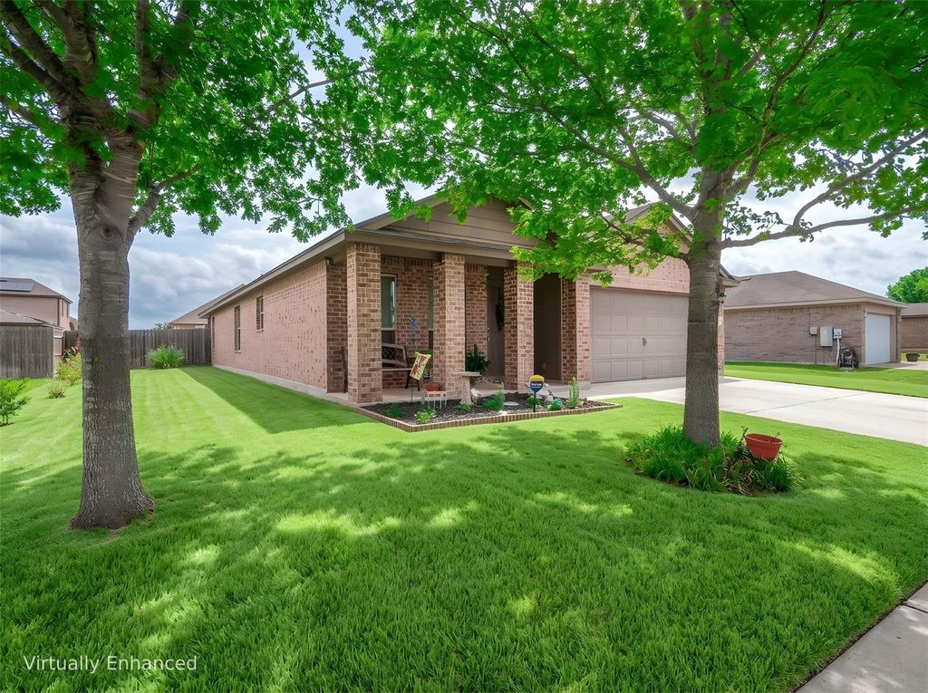 Photo of 614 Lantana Ave, Lockhart, TX 78644 (MLS # 5742655)