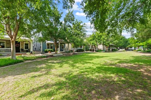 4216 Threadgill ST Austin TX 78723