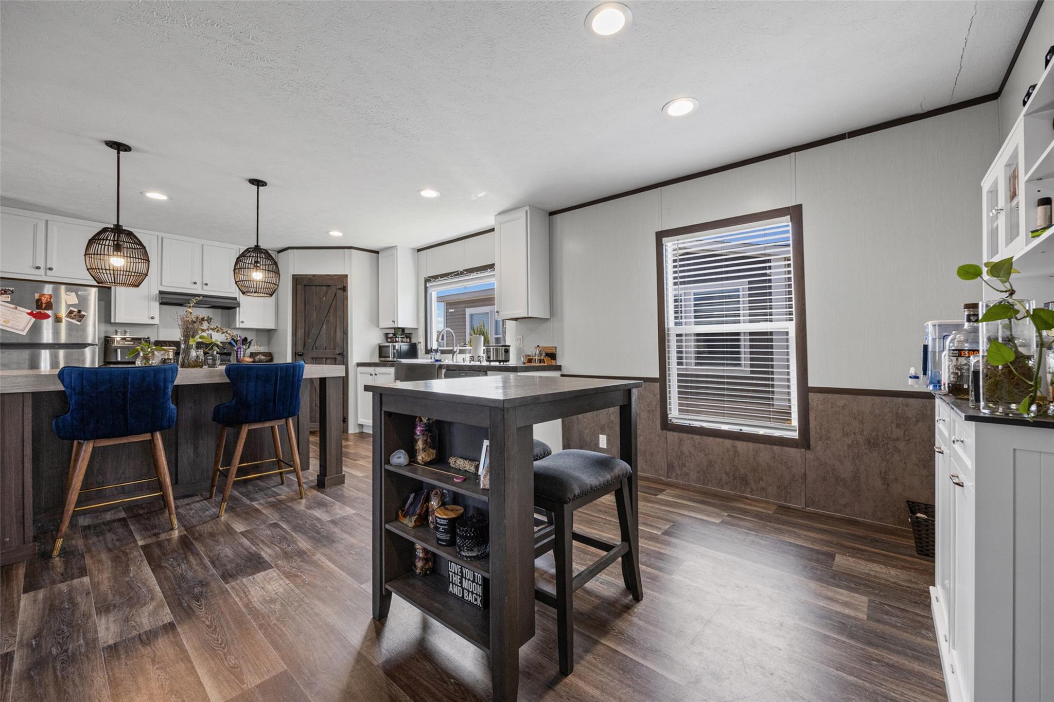 4708 Gladys DR 751