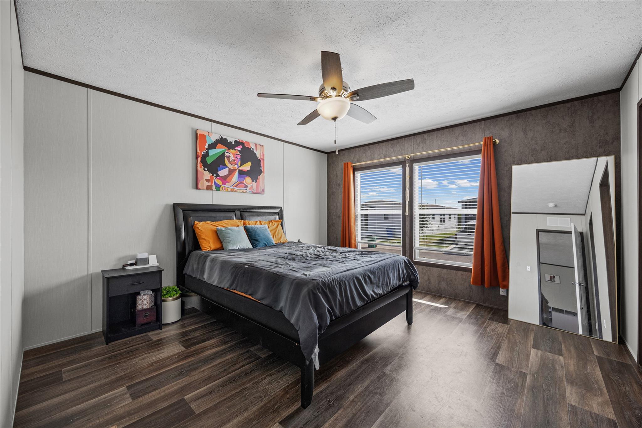 4708 Gladys DR 751