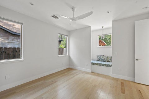 Tiny photo for 5011 Shoal Creek BLVD, Austin, TX 78756 (MLS # 1820114)