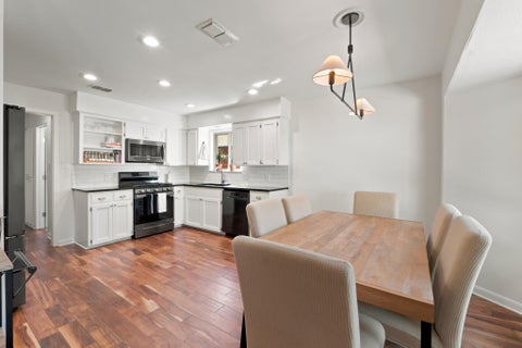 Tiny photo for 6504 Sunnysky WAY, Austin, TX 78745 (MLS # 7195869)