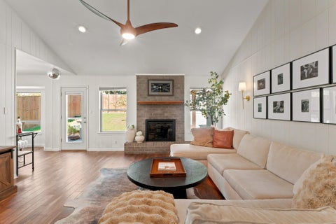 Tiny photo for 6504 Sunnysky WAY, Austin, TX 78745 (MLS # 7195869)