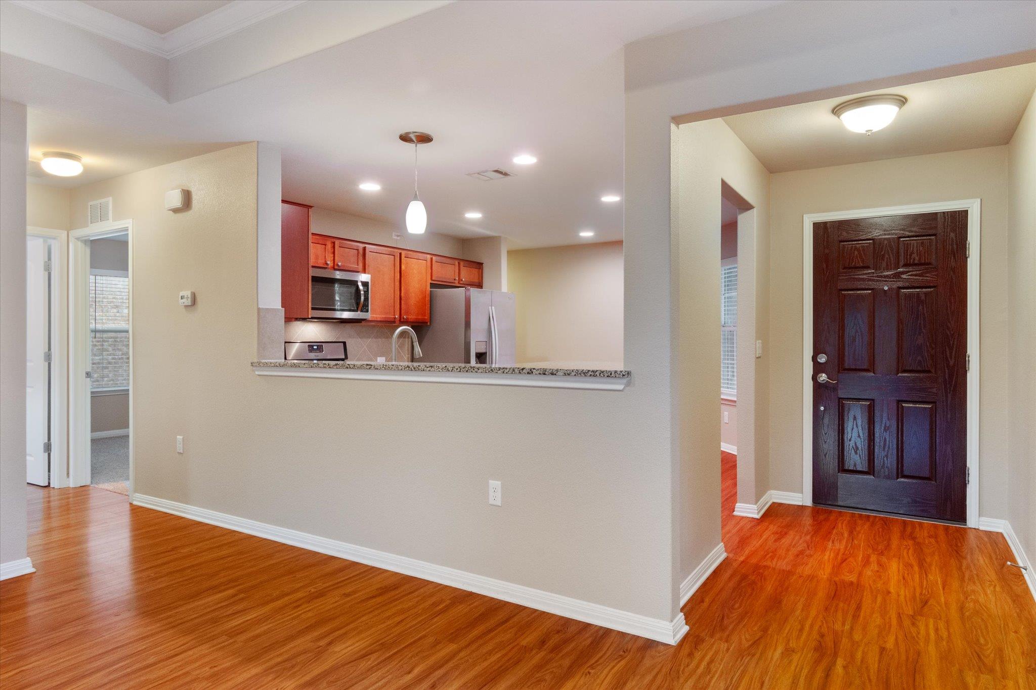 510 Holiday Creek LN