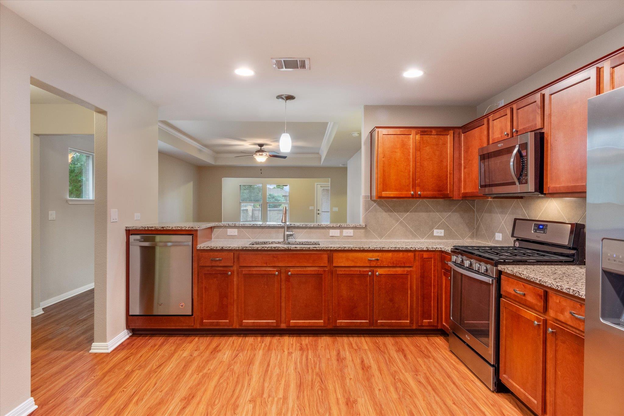 510 Holiday Creek LN