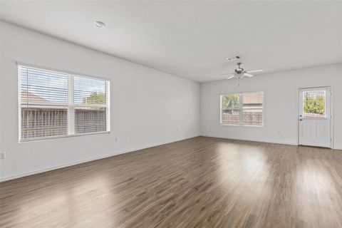 Tiny photo for 11825 Monterosso DR, Austin, TX 78754 (MLS # 9273376)
