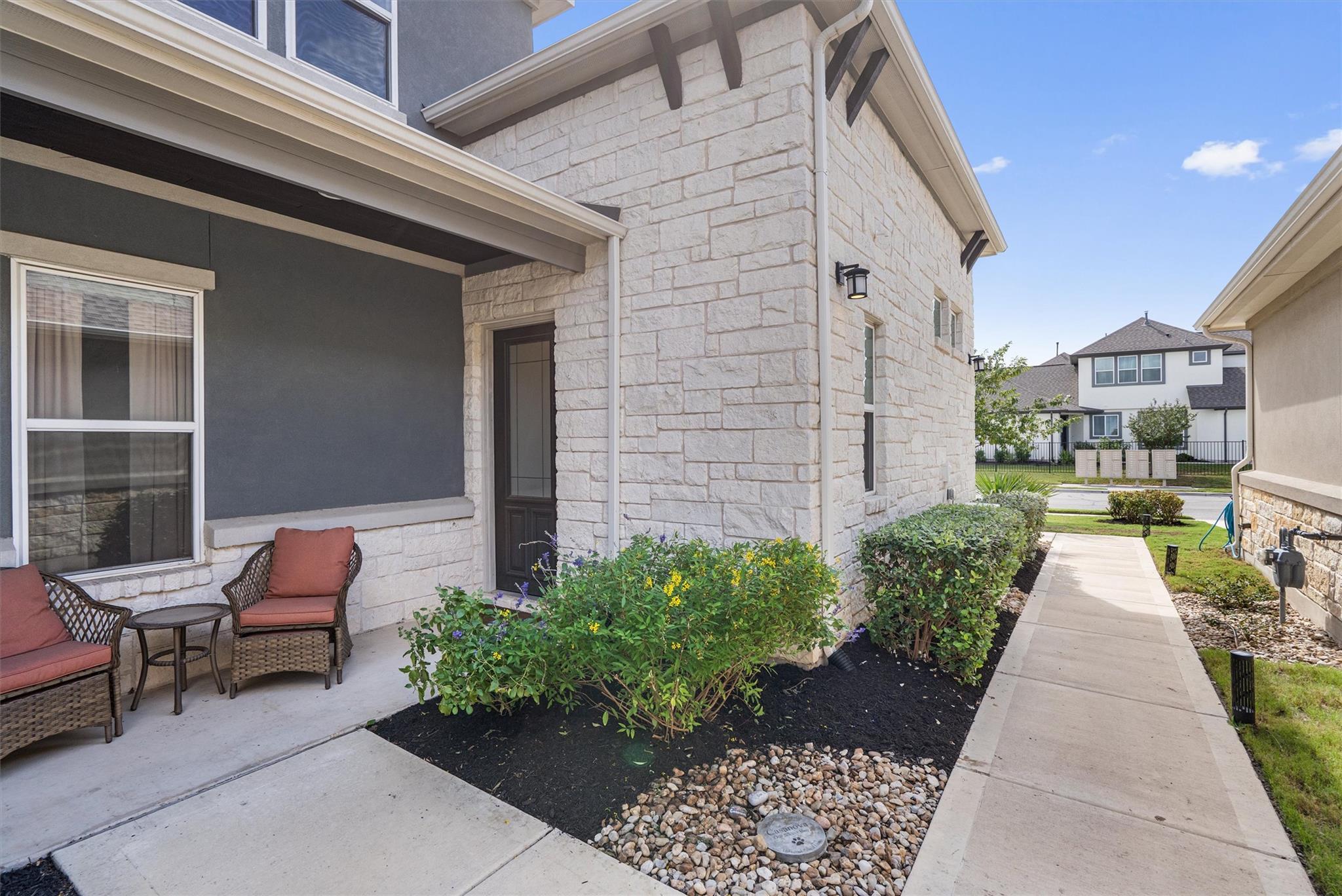 793 Faith DR