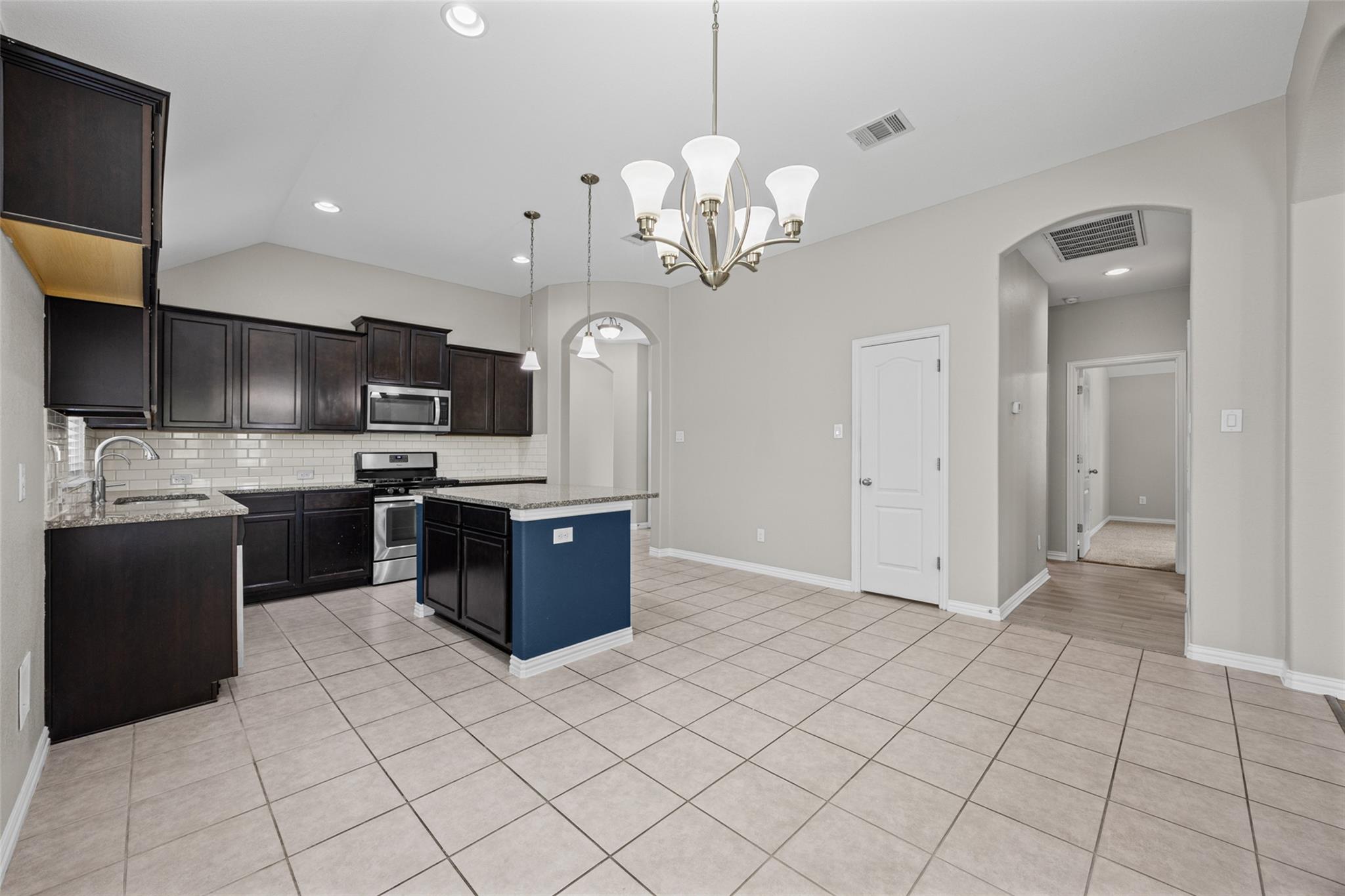 309 Willow City VLY