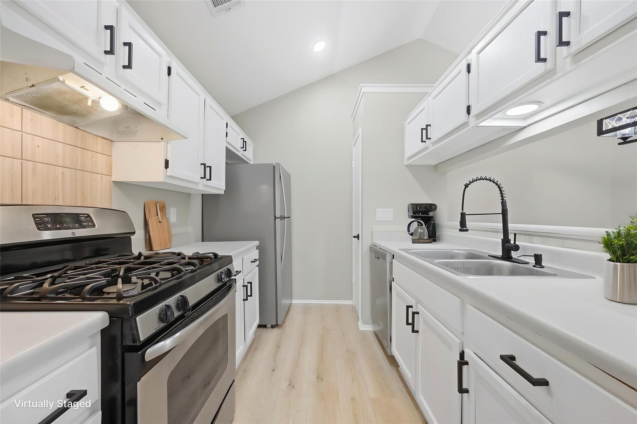 508/510 Greenlawn BLVD