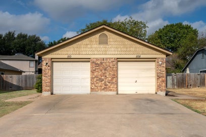 508/510 Greenlawn BLVD Round Rock TX 78664
