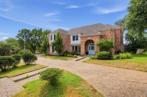 Photo of 1908 Winter Park RD, Austin, TX 78746 (MLS # 9202461)