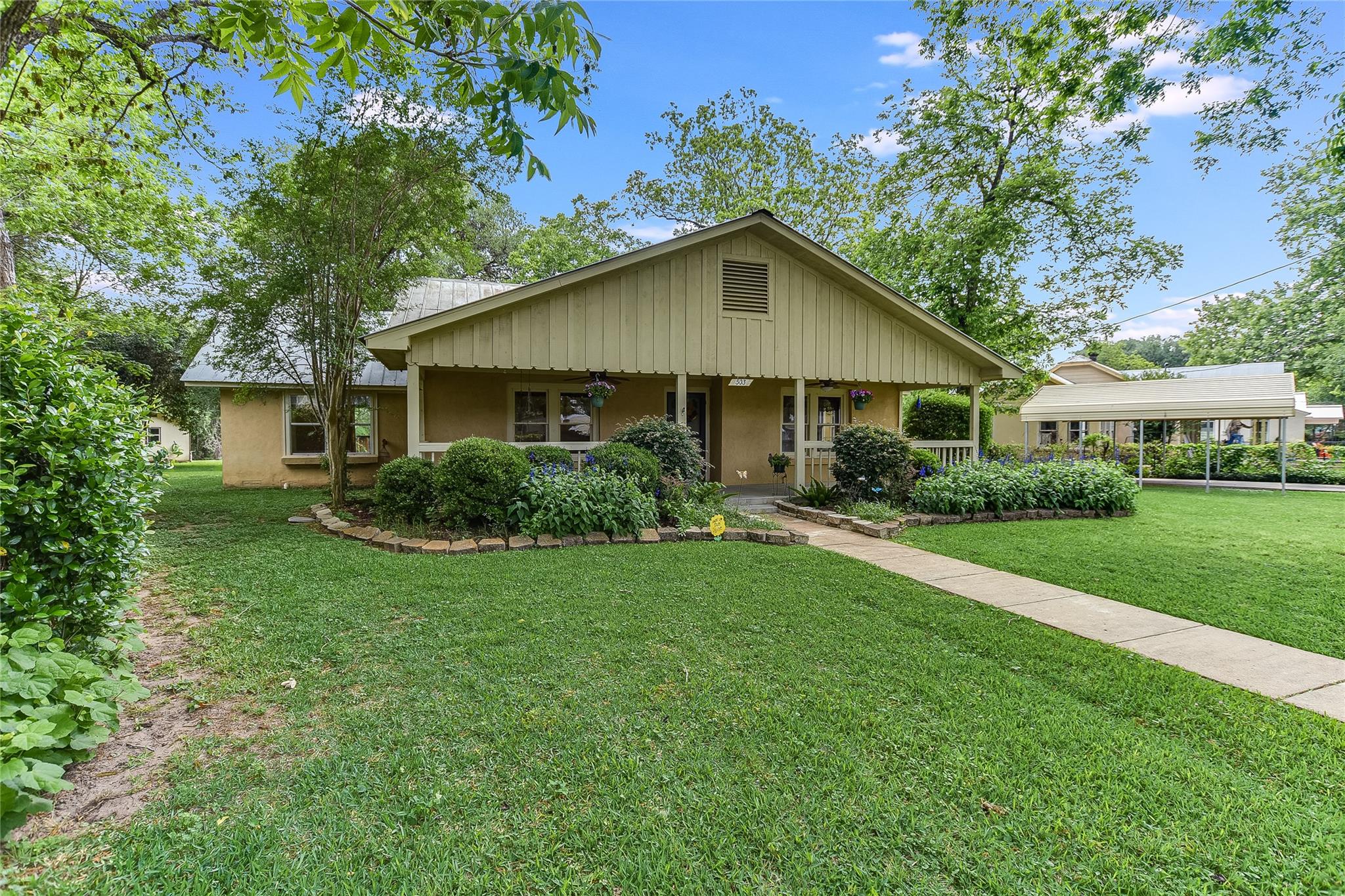503 Colorado ST