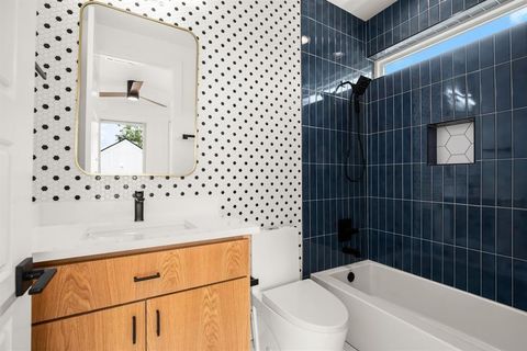 Tiny photo for 2919 E 13th ST #2, Austin, TX 78702 (MLS # 4645343)