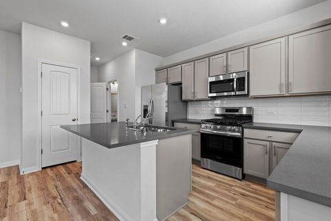 Tiny photo for 20605B Haygrazer WAY, Pflugerville, TX 78660 (MLS # 5605860)
