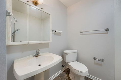 Tiny photo for 2308 Santa Rita ST, Austin, TX 78702 (MLS # 8047742)