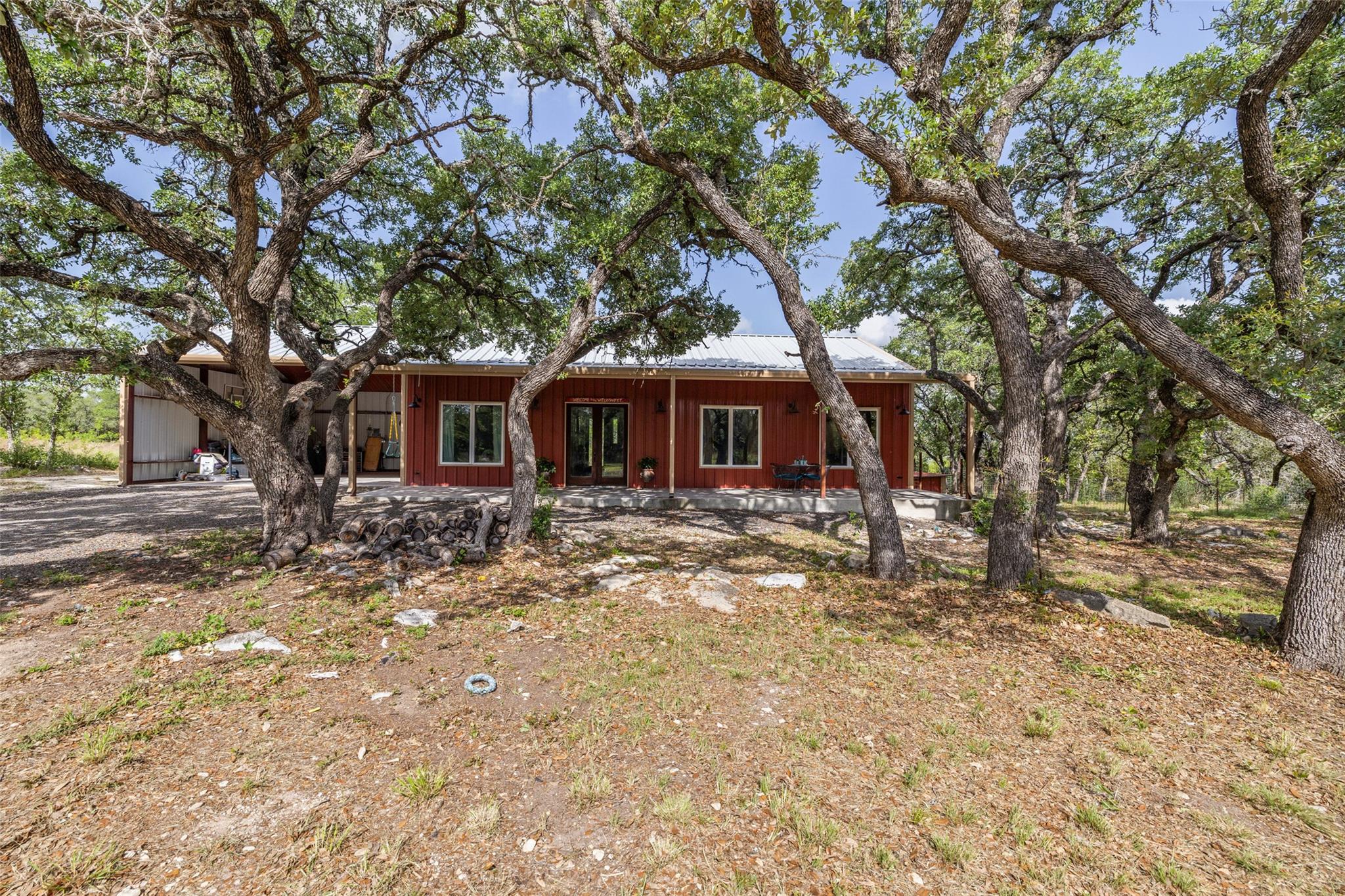 101 Rough Hollow RD