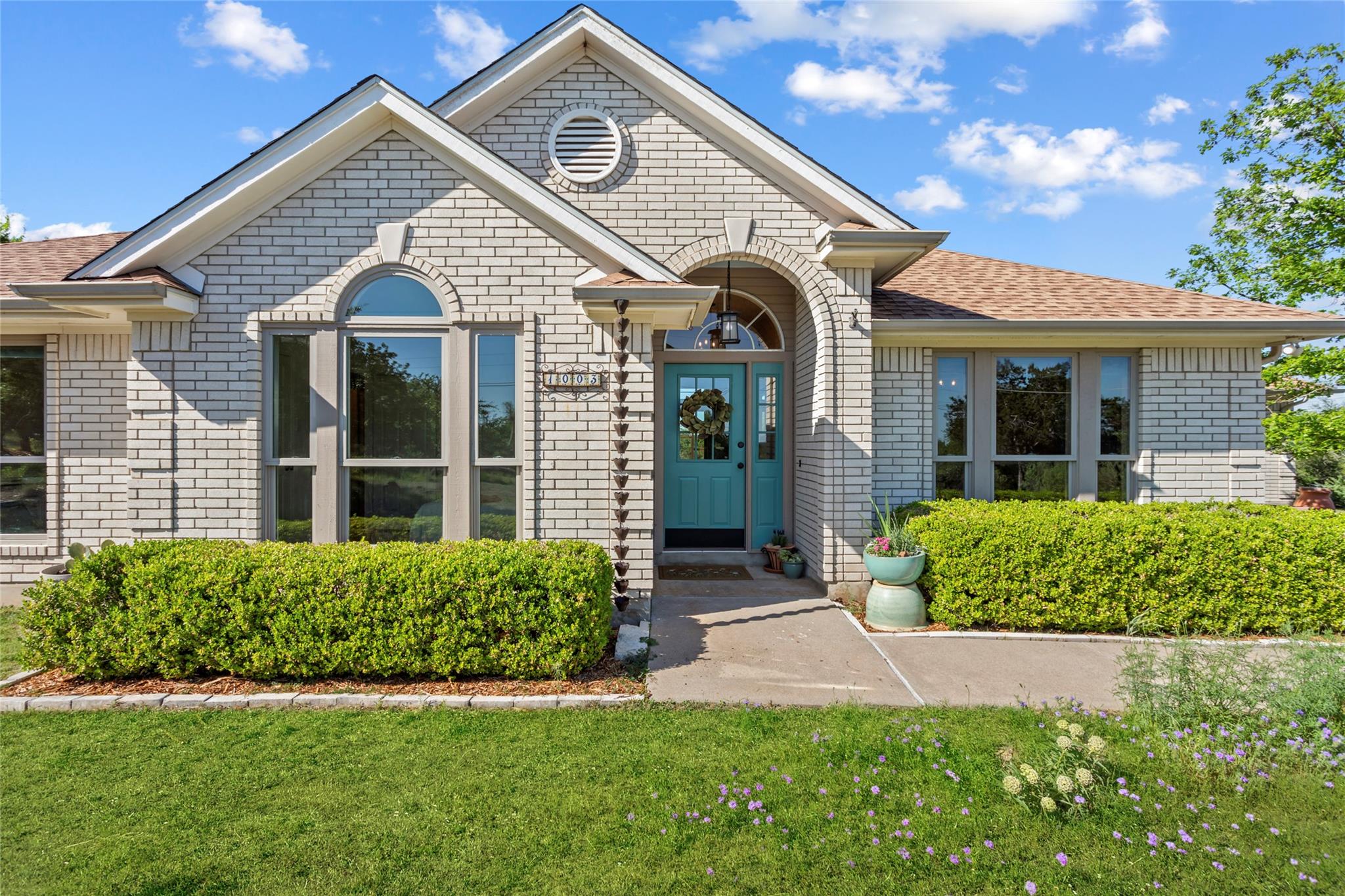 1003 Canyon View RD
