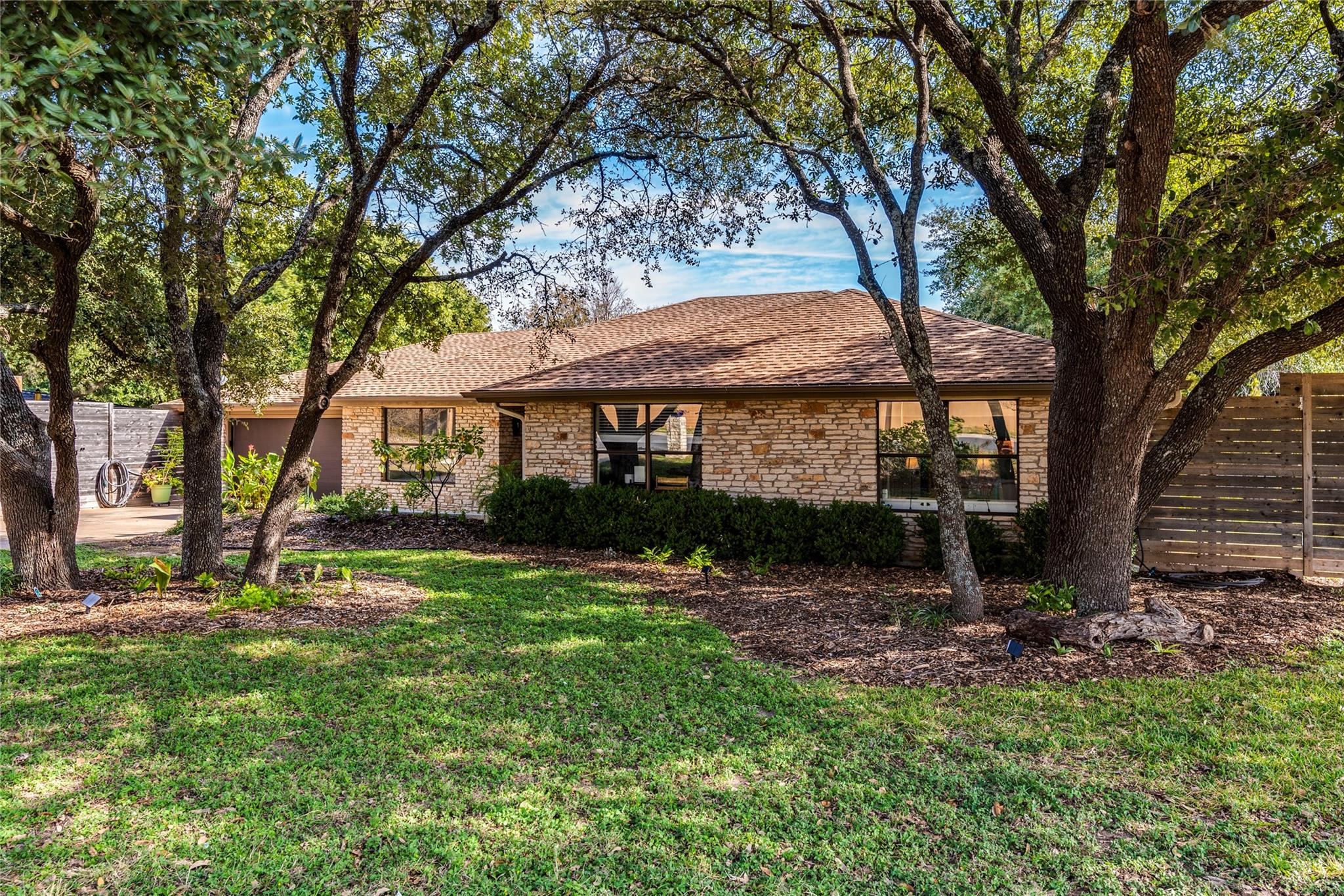 12227 Tanglewild DR