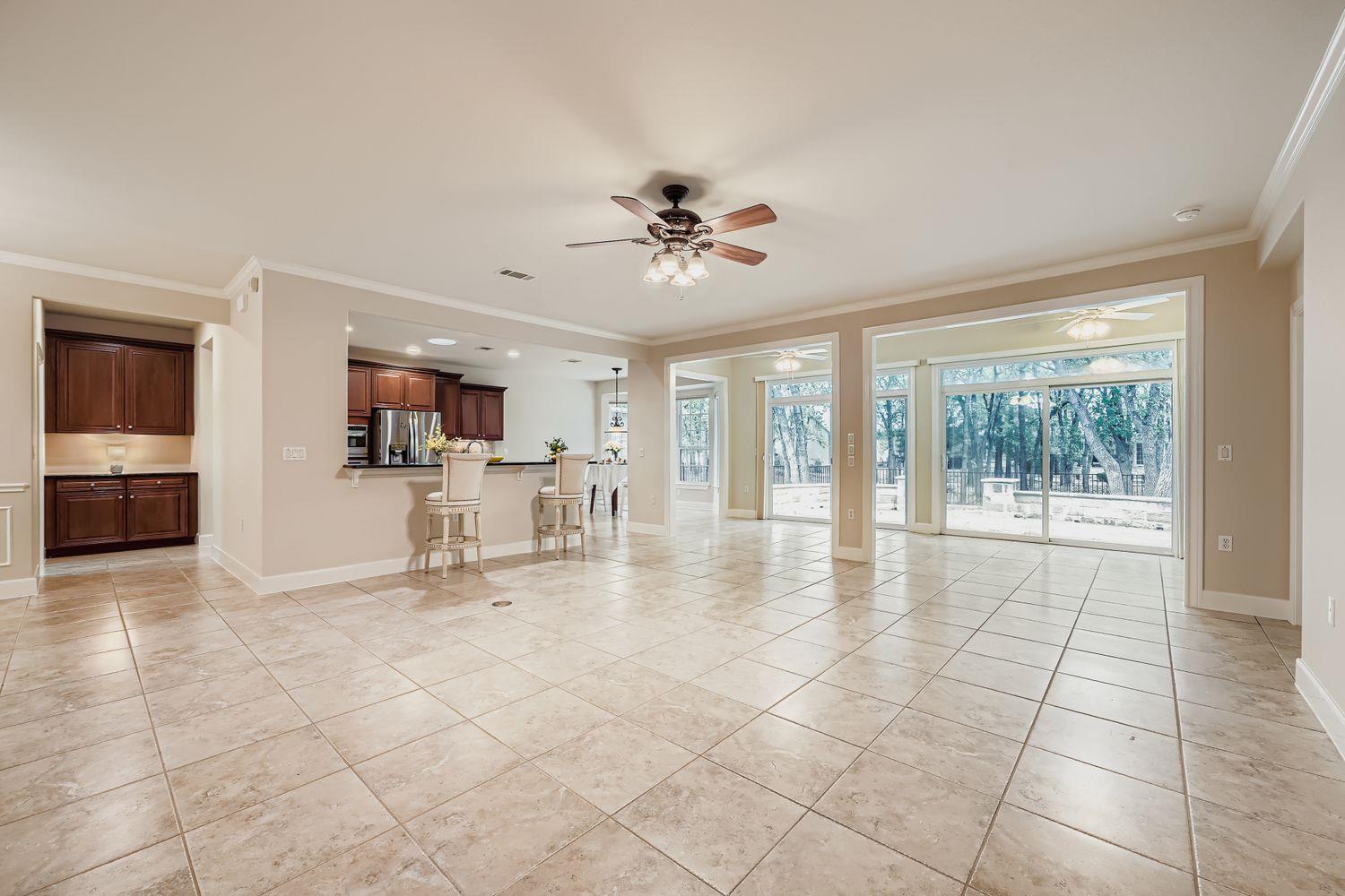 207 River Rock DR
