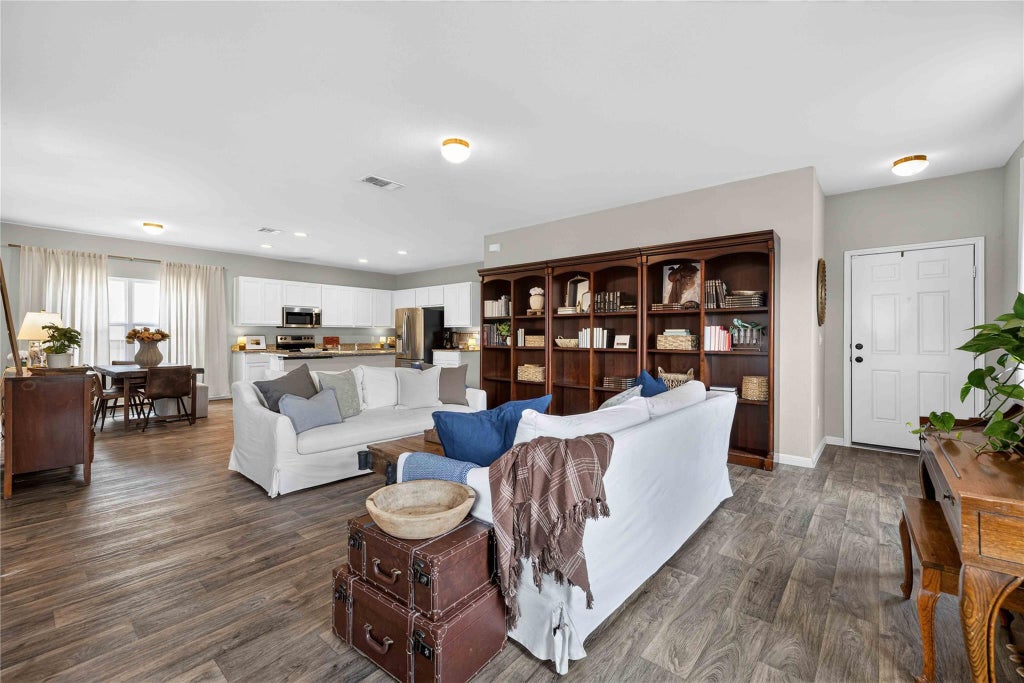 Photo of 124 Democracy CT, Liberty Hill, TX 78642 (MLS # 6455826)