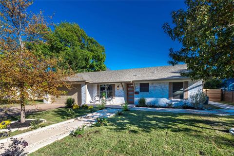 Photo of 8101 Parkdale DR, Austin, TX 78757 (MLS # 6461697)