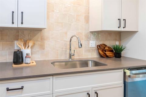 Tiny photo for 8101 Parkdale DR, Austin, TX 78757 (MLS # 6461697)